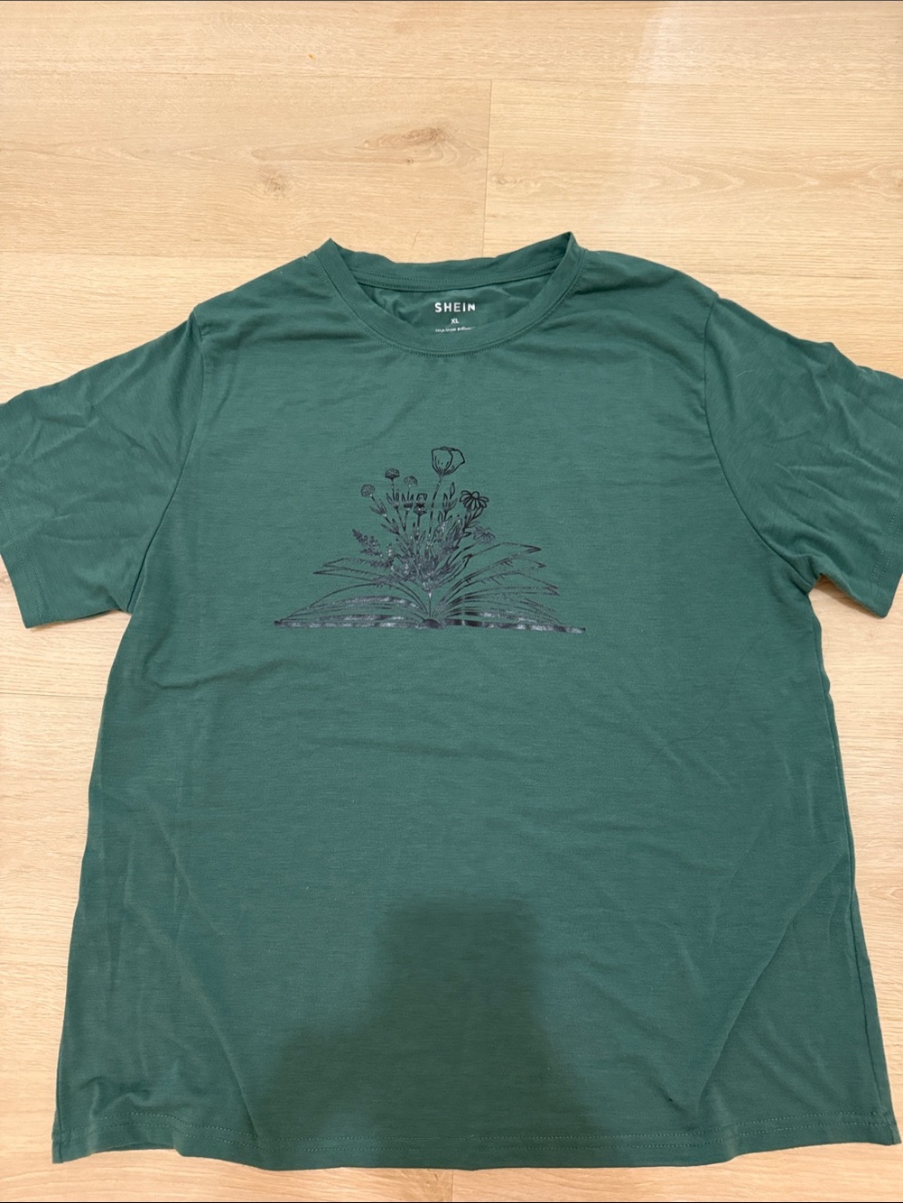 SHEIN Dark Green Short Sleeve Tee with Botanical Graphic